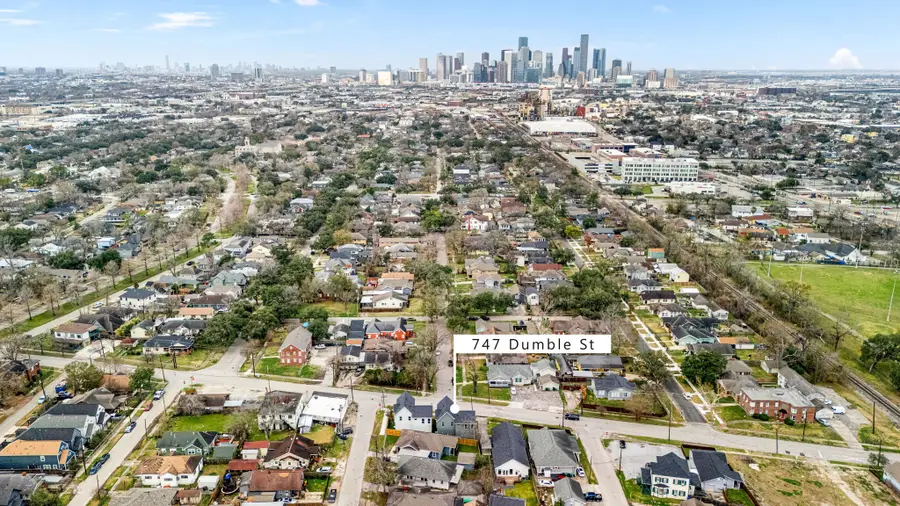 747 Dumble Street, Houston, TX 77023 - Image #2