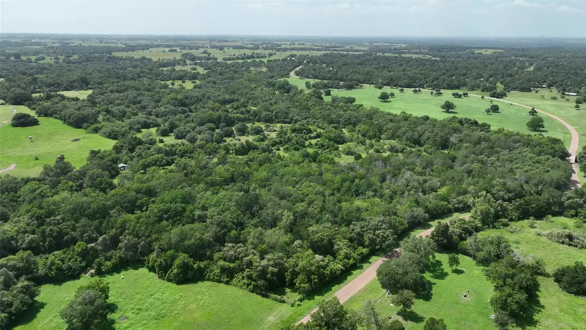 1359 County Road 208, Weimar, TX 78962 - #1