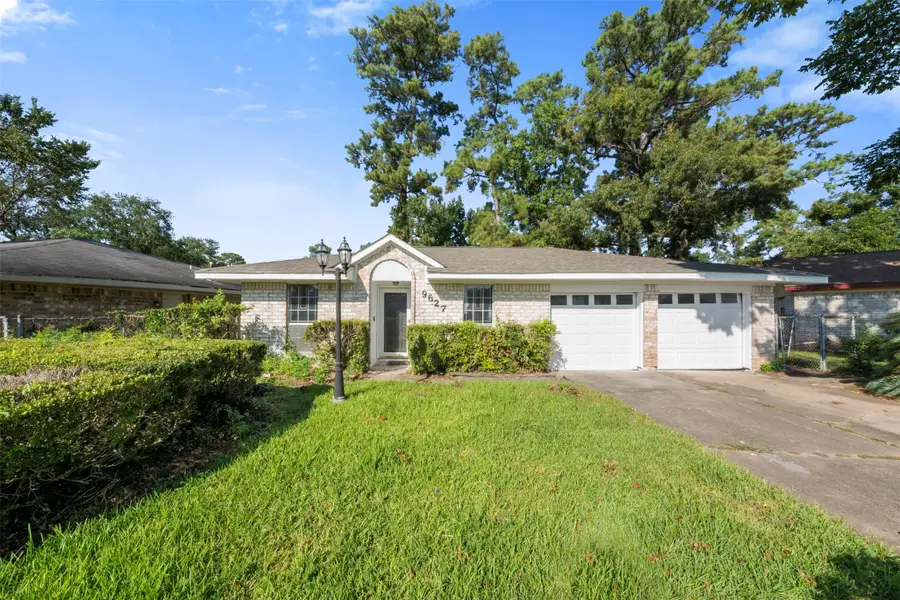 9627 Glenwood Forest Drive, Houston, TX 77078 - Image #2