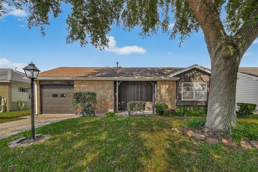 2703 Cypress Street, Pasadena, TX 77502 - Image #2