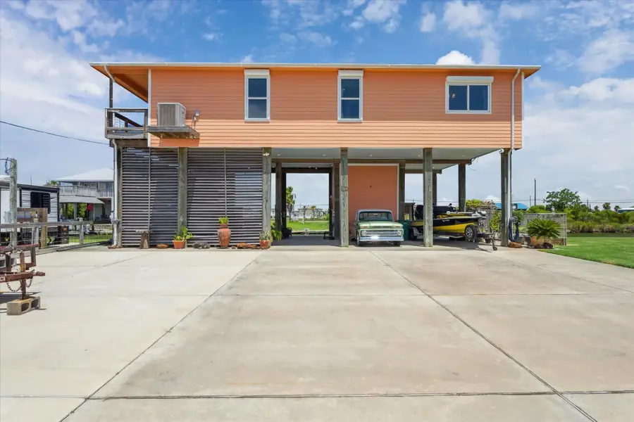 7119 Beau Rue Street, Hitchcock, TX 77563 - Image #3