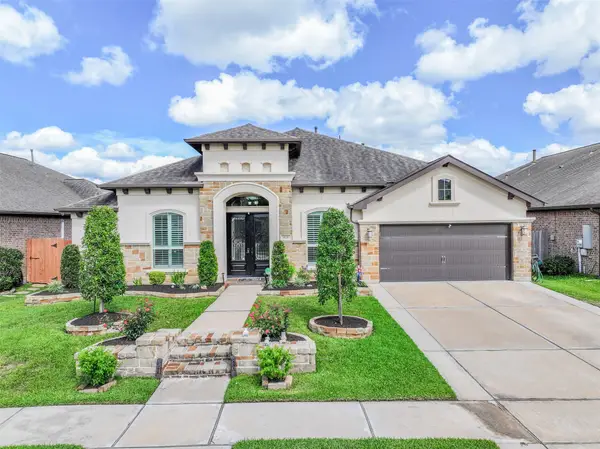 829 Sage Way Lane, Friendswood, TX 77546