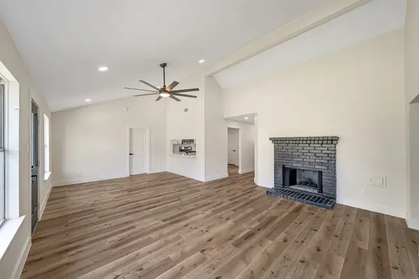 3807 Teakwood Drive, La Porte, TX 77571