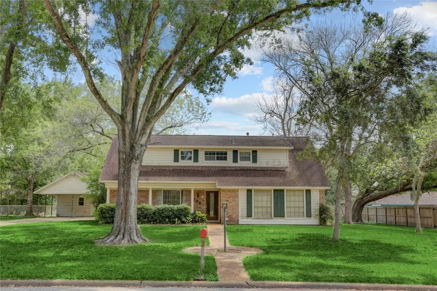 105 Ridgemont Drive, Alvin, TX 77511 - #2