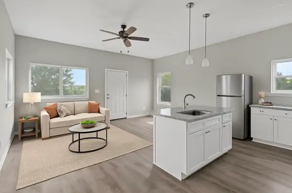 8204 Tower Street, Houston, TX 77088