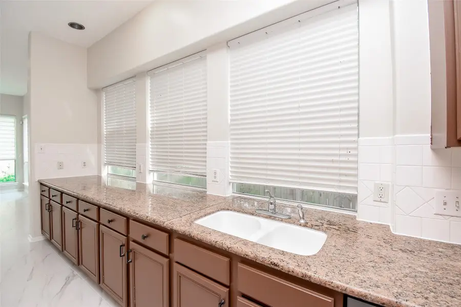 4623 Misty Morning Court, Missouri City, TX 77459 - Image #3