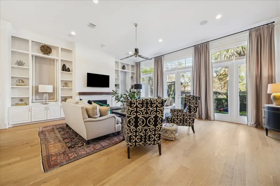 1327 Hunters Meadow Lane, Houston, TX 77055 - Image #3