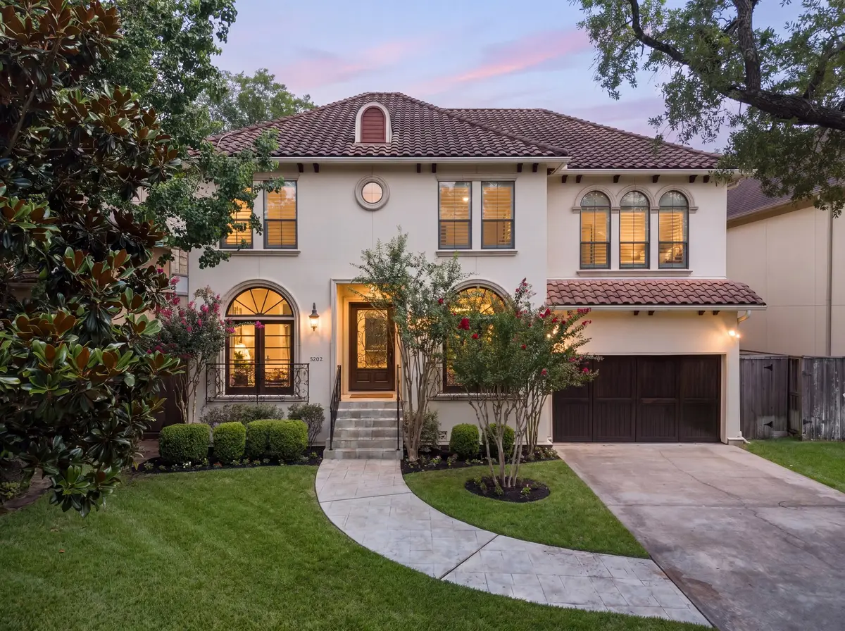 5202 Patrick Henry Street, Bellaire, TX 77401 - #1