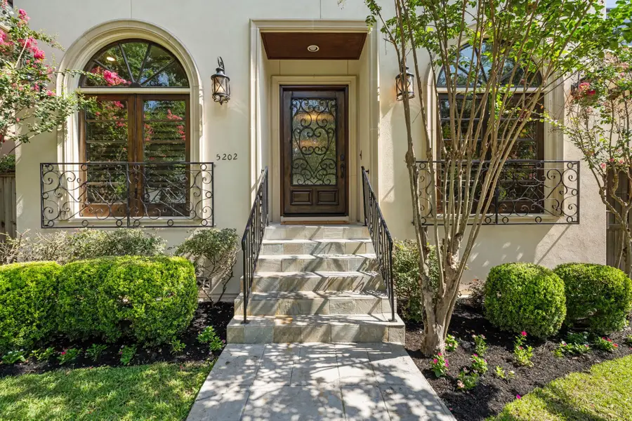 5202 Patrick Henry Street, Bellaire, TX 77401 - #3
