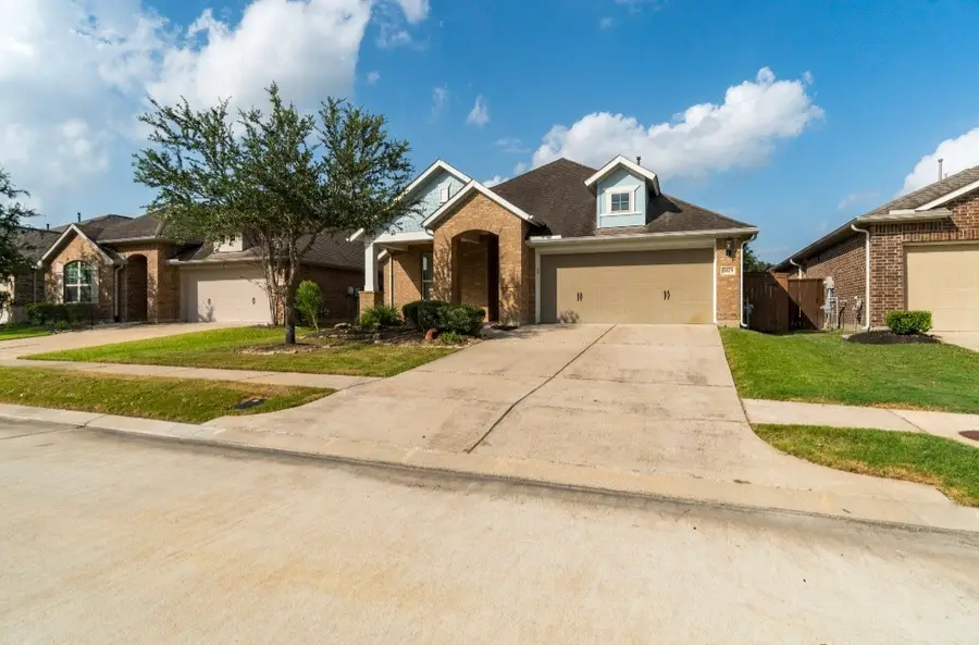 9615 Spring Court, Iowa Colony, TX 77583 - #2