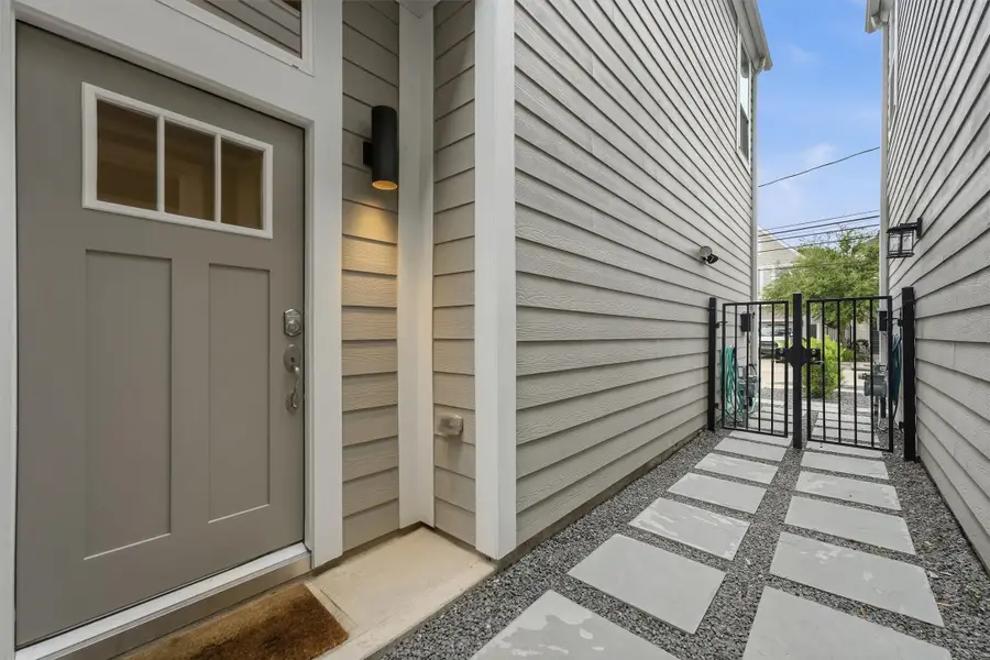 5326 Darling Street, Houston, TX 77007 - #3