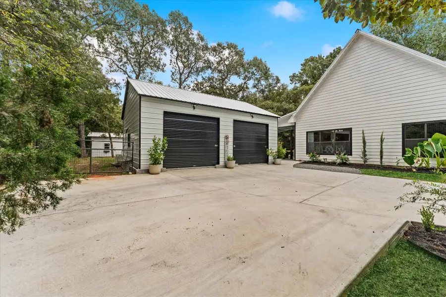 6075 Highline Drive, Montgomery, TX 77316 - #2