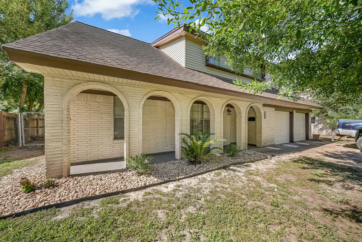 1410 Parkside Drive, Pasadena, TX 77502 - #1