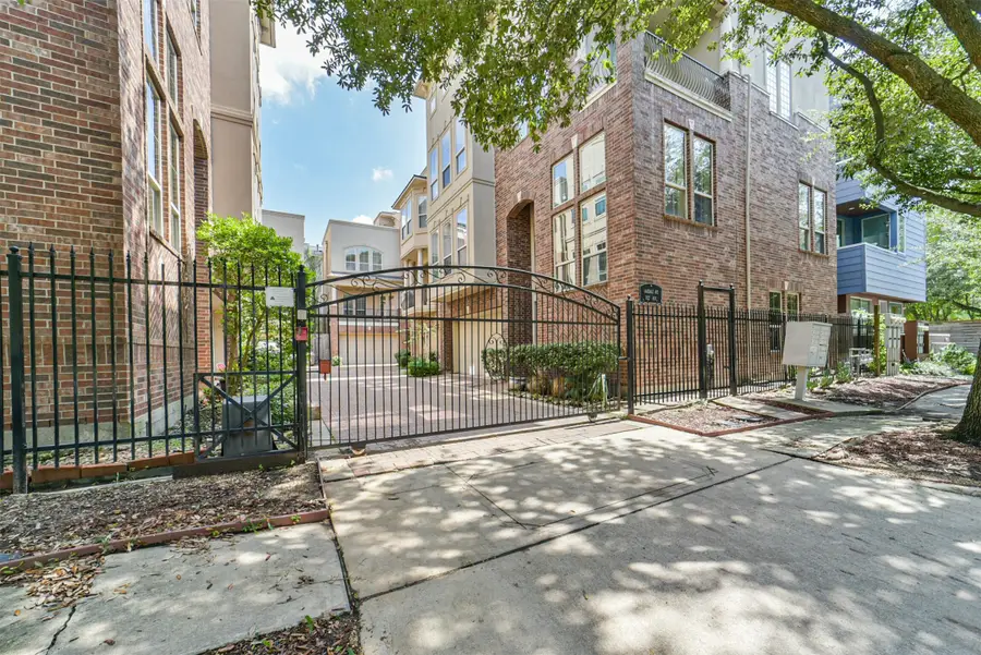 1833 Oakdale Street, Houston, TX 77004 - Image #2