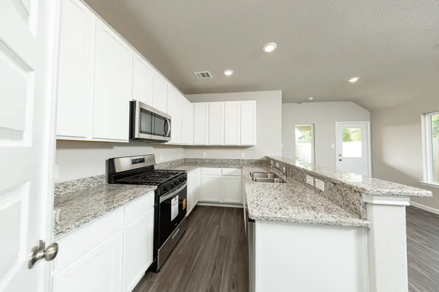 2512 Hawks Eye Drive, Conroe, TX 77301 - Image #2