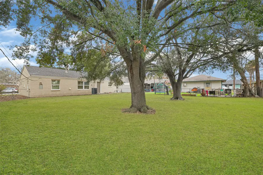 2204 Benson Drive, Galena Park, TX 77547 - Image #3
