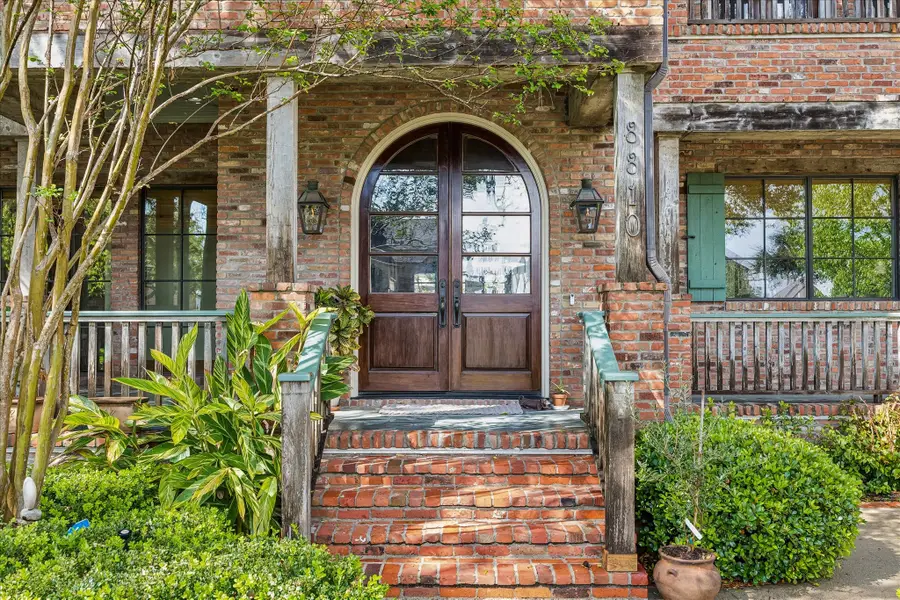 8810 Echo Valley Drive, Spring Valley Village, TX 77055 - #2