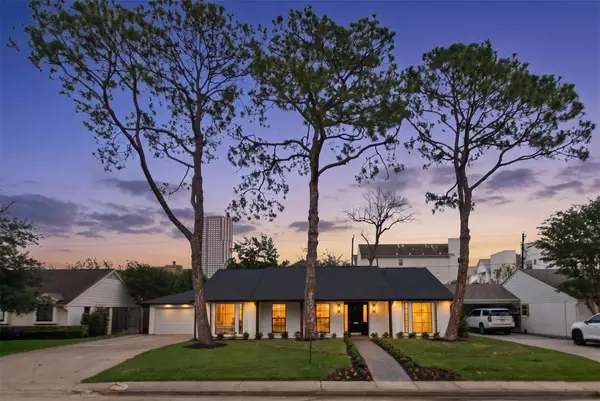 1911 Briarmead Drive, Houston, TX 77057
