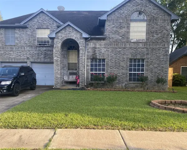 16527 Tranquil Drive, Sugar Land, TX 77498