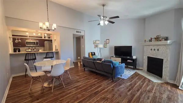 7078 N Holiday Drive, Galveston, TX 77550