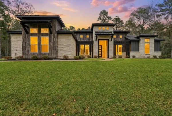 282 Red Hawk Road, Huntsville, TX 77340