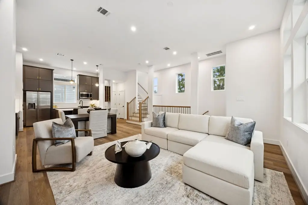 2125 Hoskins Drive #E, Houston, TX 77080 - #1