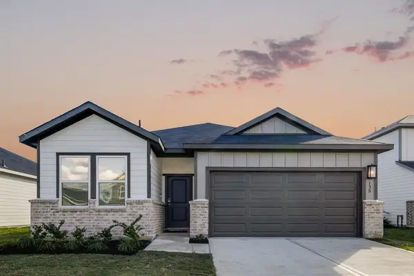 135 Daylight Crest Drive, Crosby, TX 77532