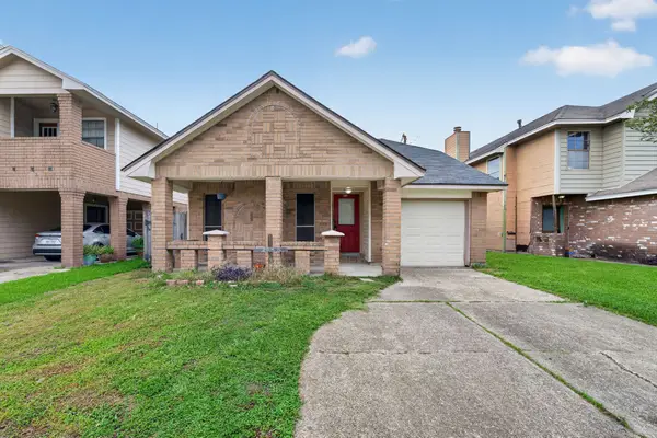 4735 Woodford Street, Baytown, TX 77521