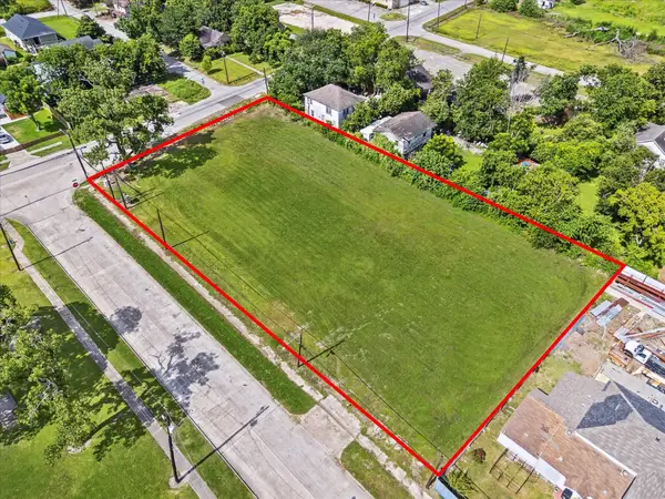 4013 Hirsch Road, Houston, TX 77026