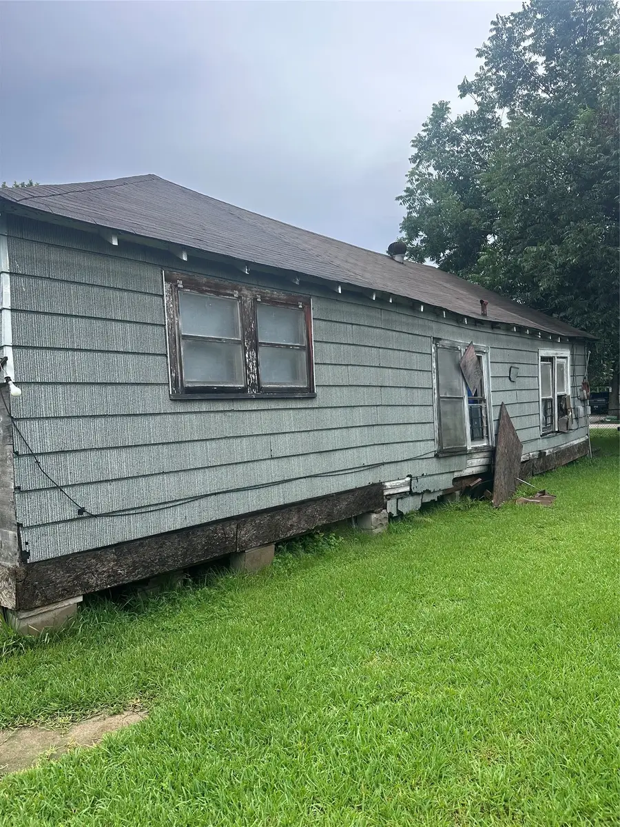 3615 Crandon Street, Houston, TX 77026 - #2
