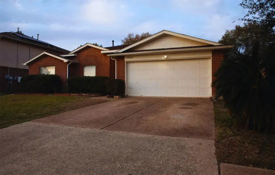 17058 Clan Macgregor Drive, Houston, TX 77084 - Image #2