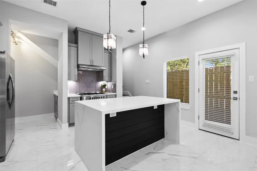 825 Paul Quinn Street #E, Houston, TX 77091 - #3