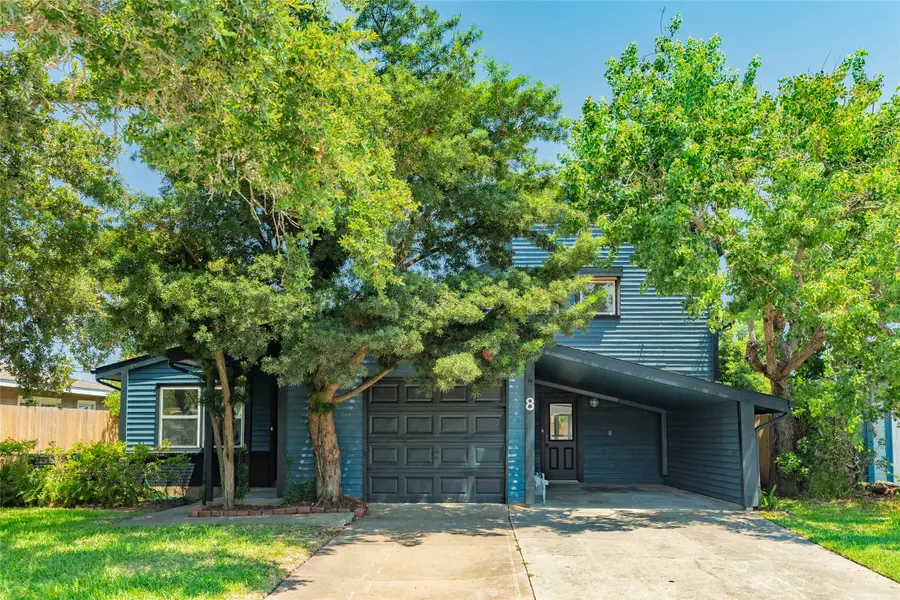 8 Lyncrest Drive, Galveston, TX 77550 - Image #3