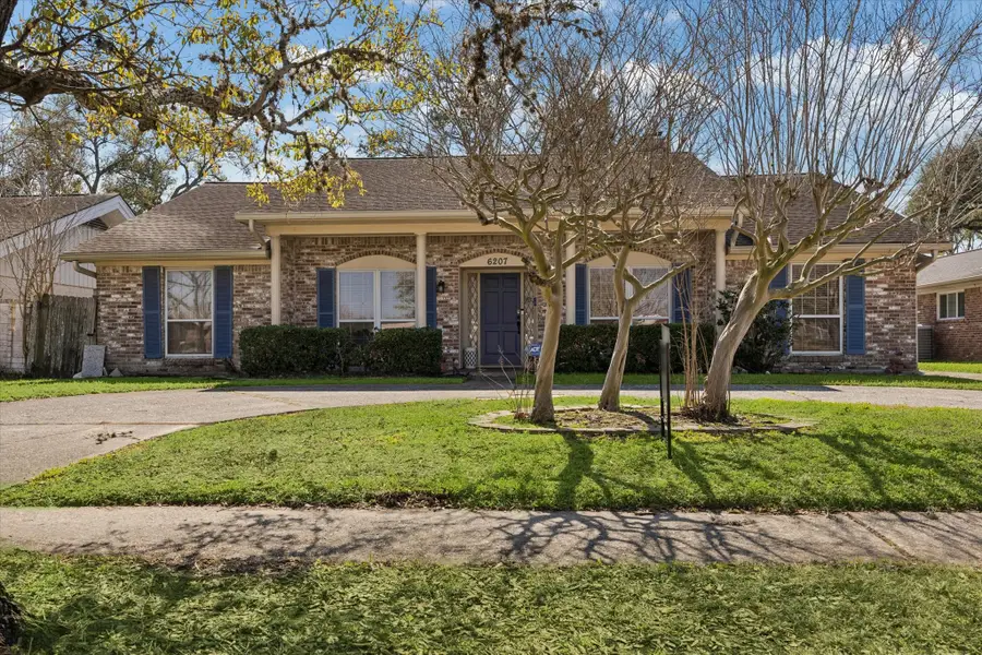 6207 S Braeswood Boulevard, Houston, TX 77096 - #2