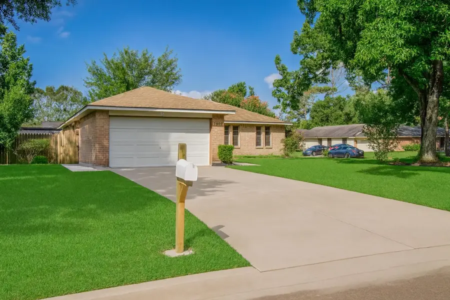 7902 White Swan Drive, Humble, TX 77396 - Image #2