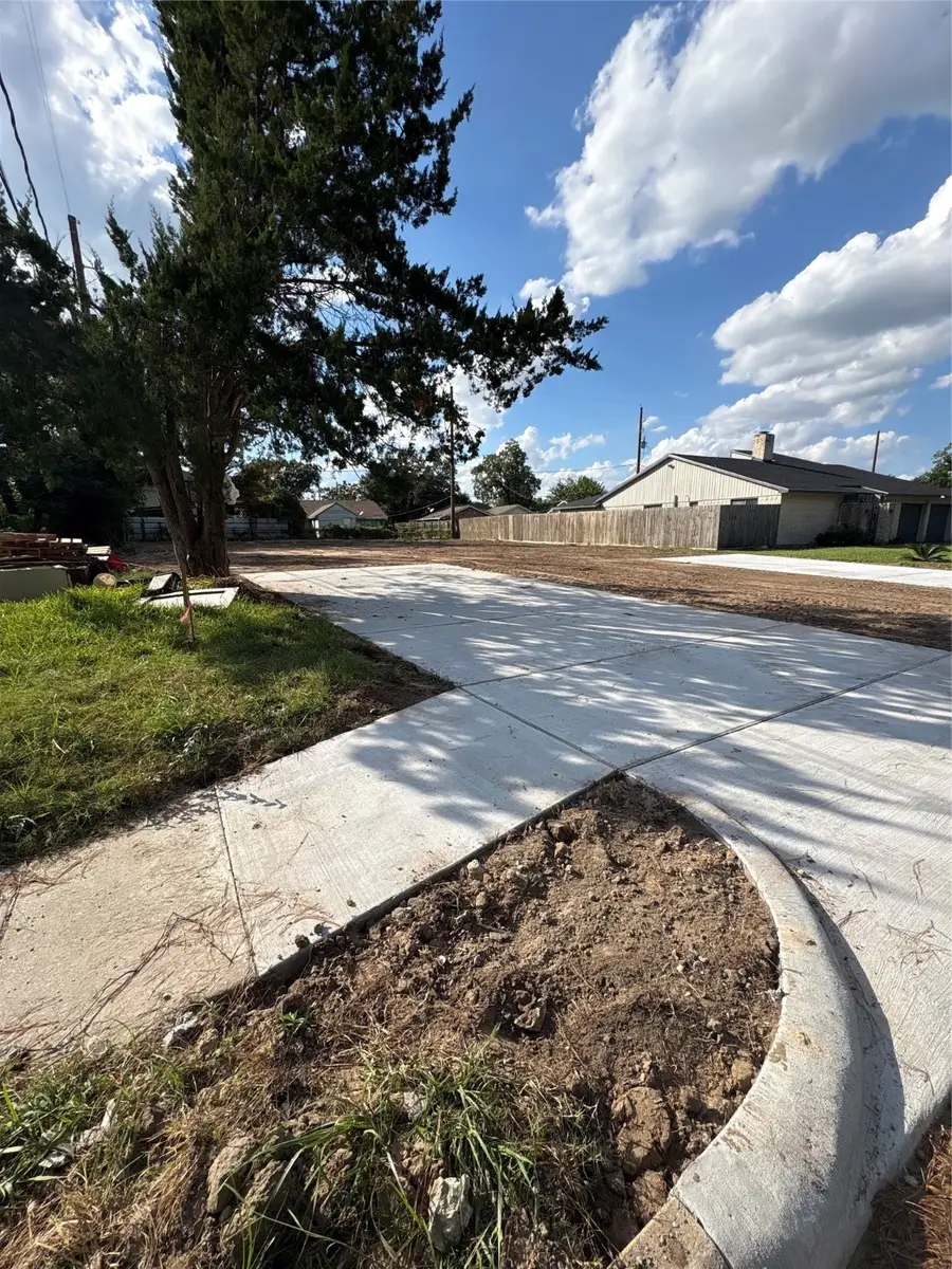 12311 Blue River Drive, Houston, TX 77050 - Image #3