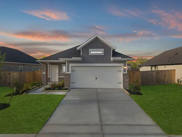 242 Orchard Laurel Drive, Alvin, TX 77511