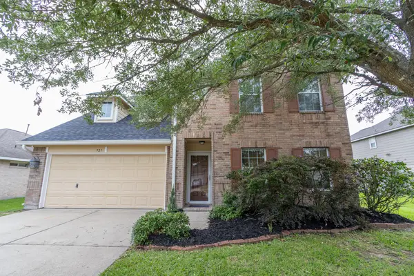 921 Sage Street, Baytown, TX 77521