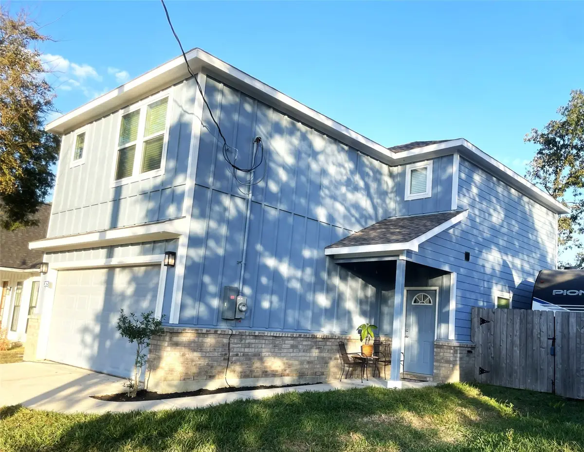 24725 Waterford, Hempstead, TX 77445 - Image #1