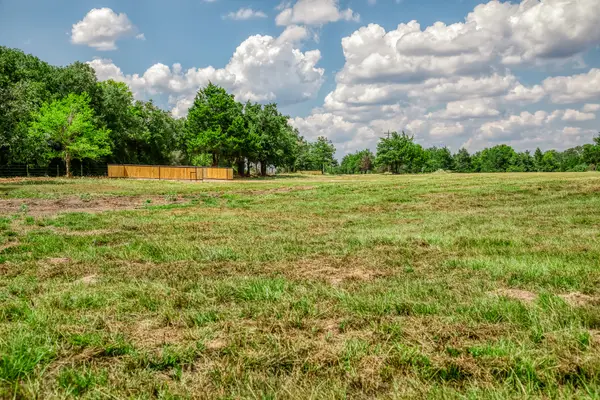 8753 County Road 324, Caldwell, TX 77836