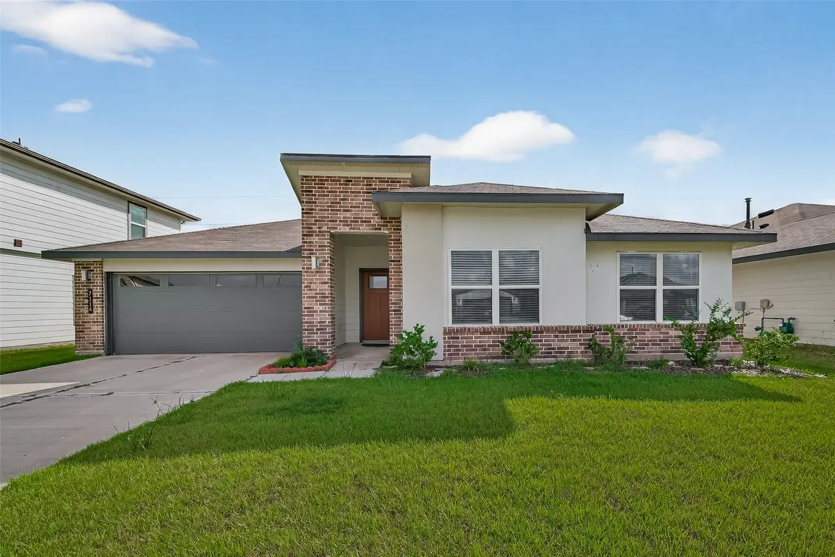 7114 Whispering Leaf Street, Richmond, TX 77469 - Image #1