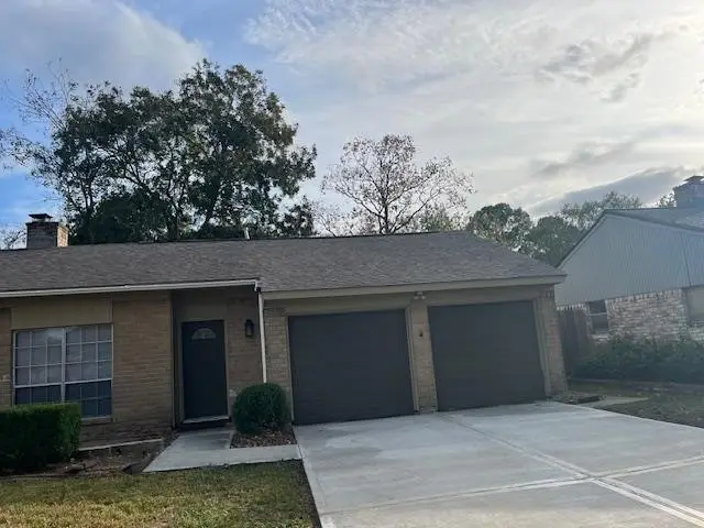 15814 Havenhurst Drive, Houston, TX 77059 - Image #3