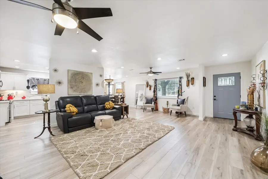 534 Bull Run Court, Conroe, TX 77302 - Image #2