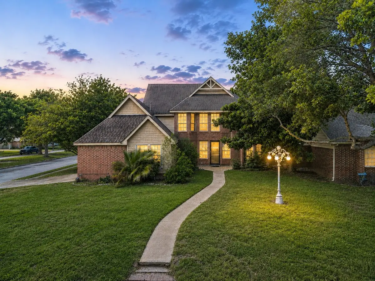8018 Via Bella Drive, Houston, TX 77083 - #1