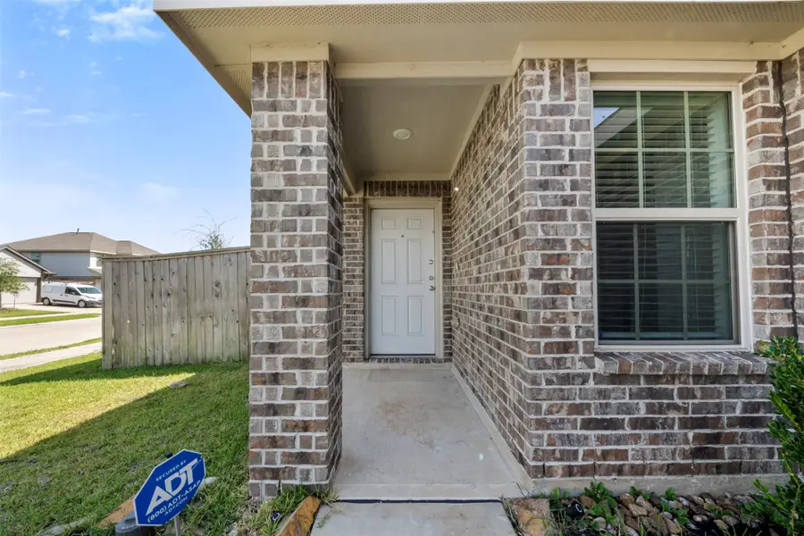 14506 Broadbury Pond Road, Rosharon, TX 77583 - Image #2