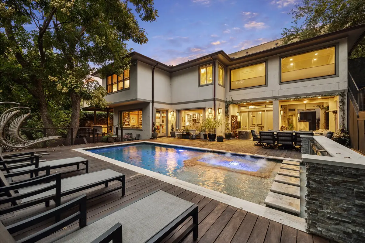 420 Pinewold Drive, Houston, TX 77056 - Image #1