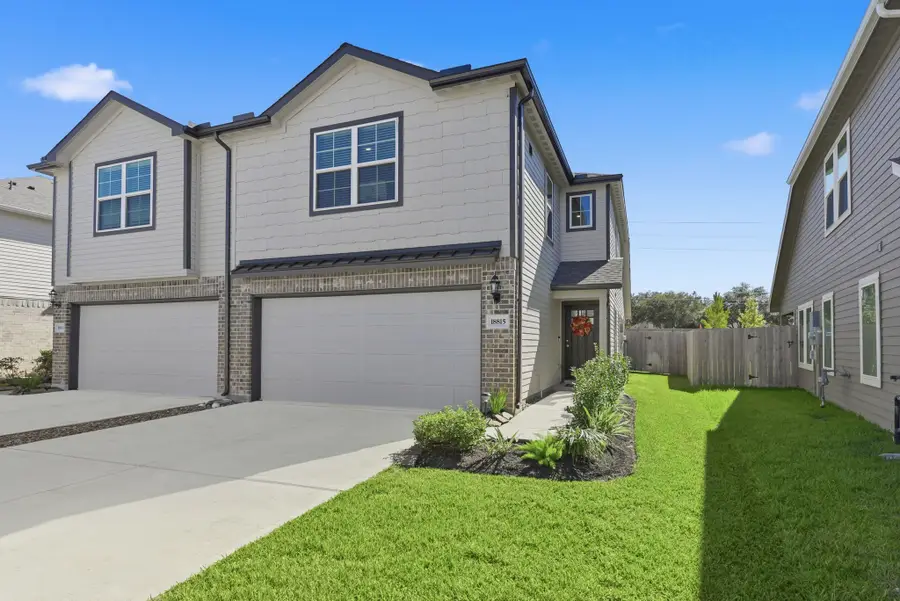 18815 Glenwood Chase Court, Katy, TX 77449 - Image #2