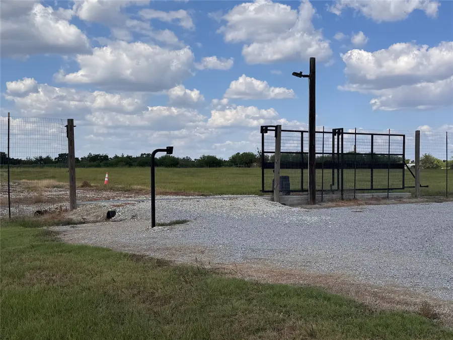 11913 Fm 1696 Road, Bedias, TX 77831 - Image #3