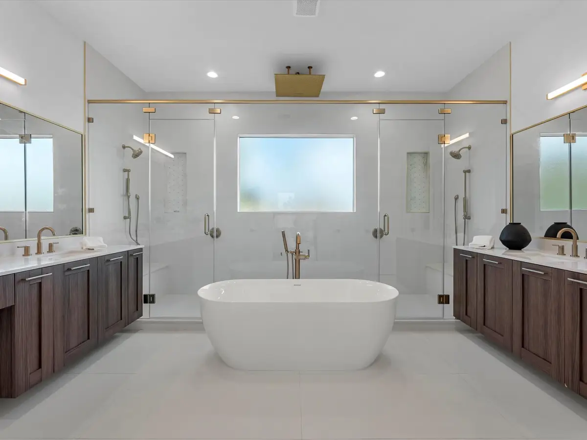 963 W 41st Street, Houston, TX 77018 - Image #1