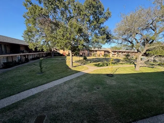 7600 Burgoyne Road #206, Houston, TX 77063 - Image #2